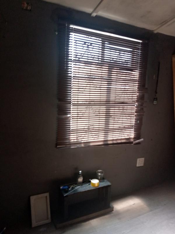 2 Bedroom Property for Sale in Kalksteenfontein Western Cape